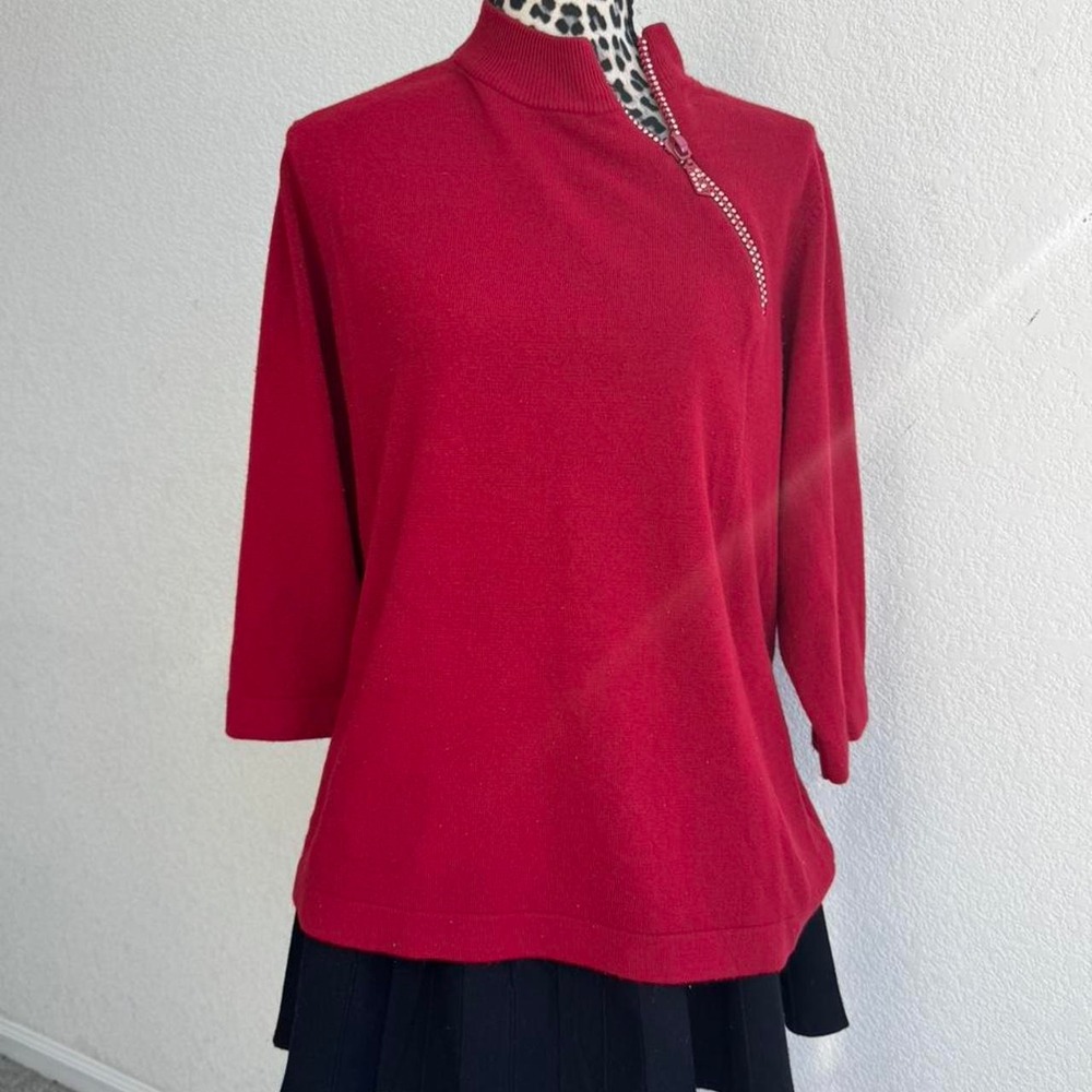 Designers Originales vintage red mock neck sweater with 3/4 sleeves
